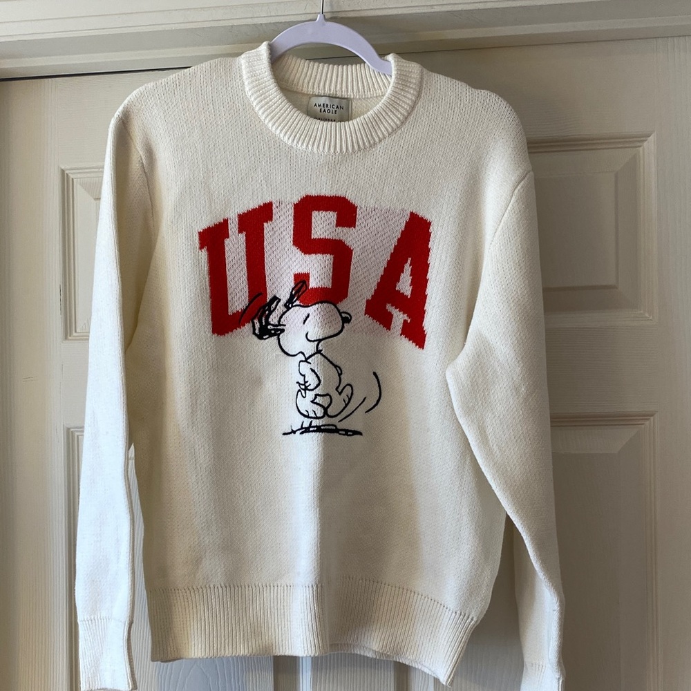 American Eagle USA Peanuts Cream Knit Sweater Sz M.  NWOT. Box11